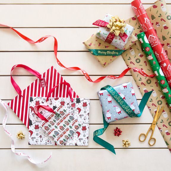 Unterschiedliches Geschenkpapier 