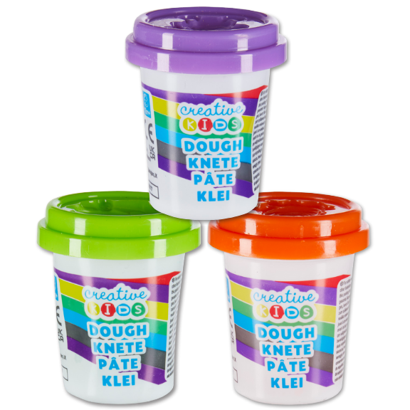 Rote, Lilien und Gruene Knete fuer Kinder