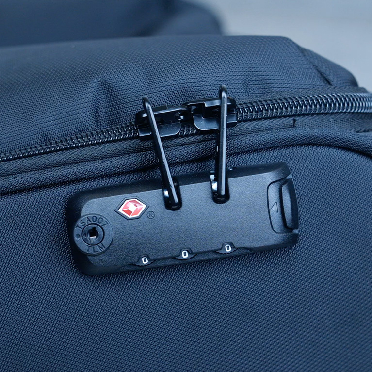 Kati Conrads Koffer TSA Schloss