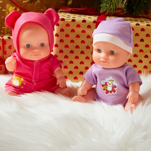 2 Babypuppen, eine mir roten und eine mit Lilanen Klamotten