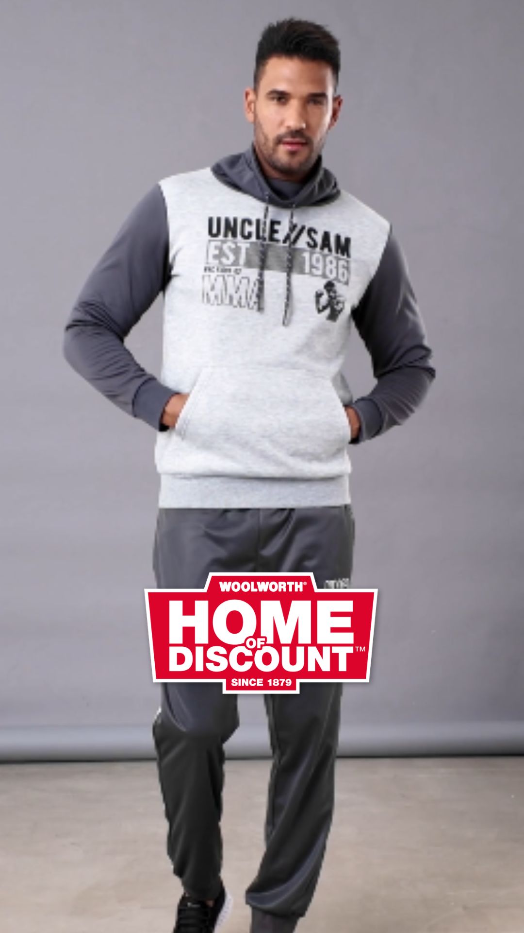 ✨ Lässig, sportlich und immer im Trend! ✨ Der stylische Hoodie mit markantem Print trifft auf die&hellip;