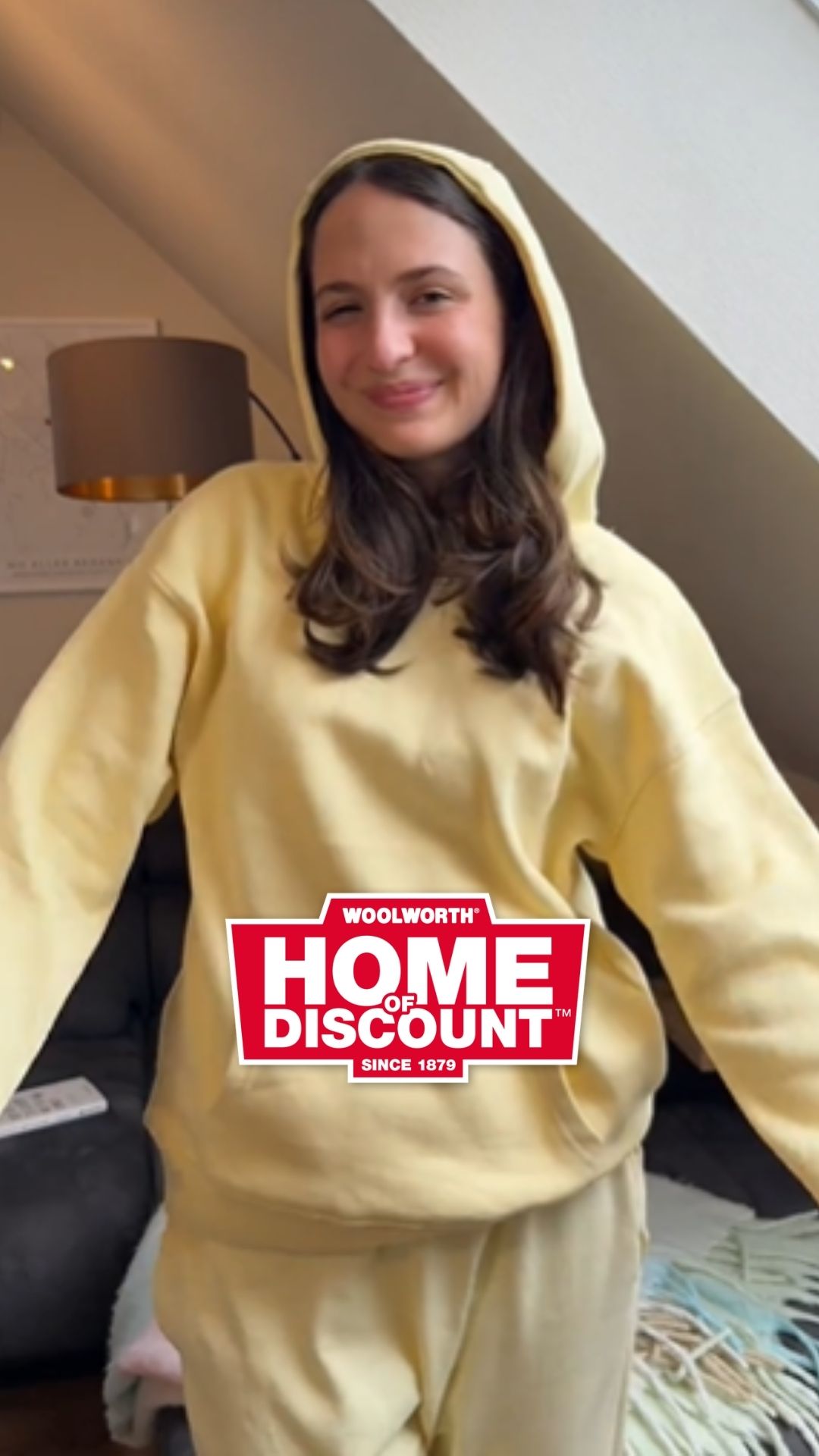 🌸☀️ Sommerliche Styles, die einfach gute Laune machen! ☀️🌸 Ob gemütlicher Hoodie in soften Farben&hellip;